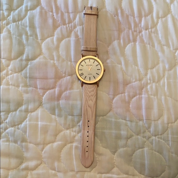 Ecosse Rose Gold Watch - Picture 3 of 5